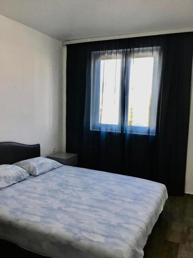 Dk Apartmani Dobra Voda Exterior photo