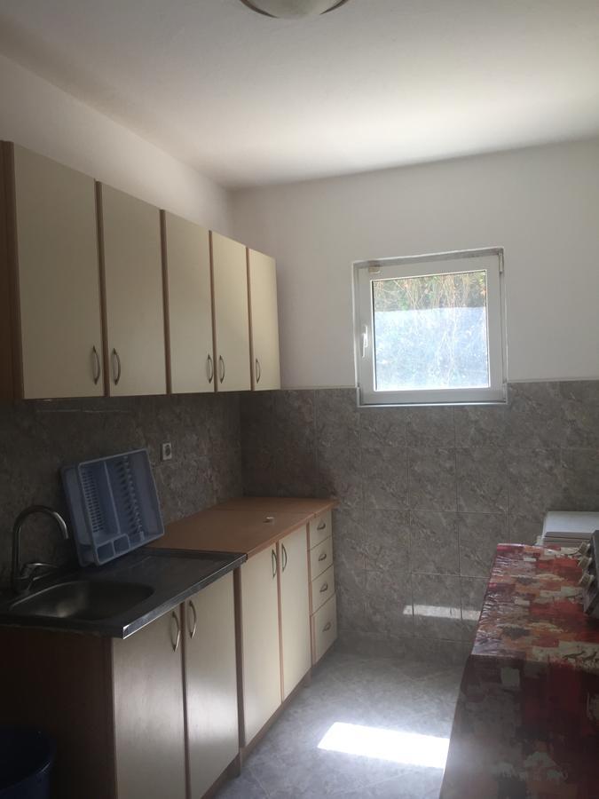 Dk Apartmani Dobra Voda Exterior photo