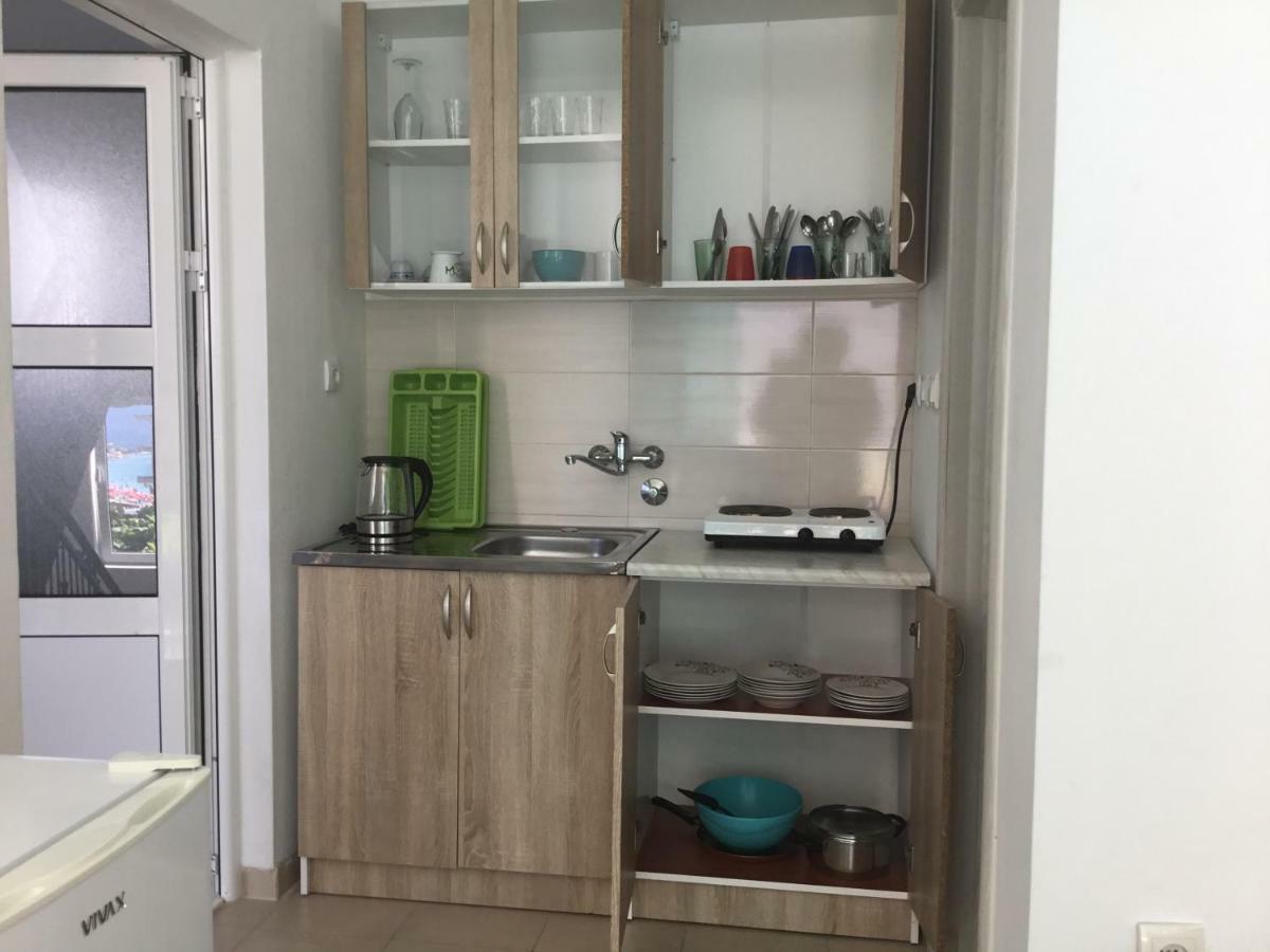 Dk Apartmani Dobra Voda Exterior photo
