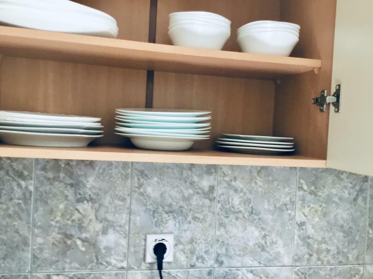 Dk Apartmani Dobra Voda Exterior photo