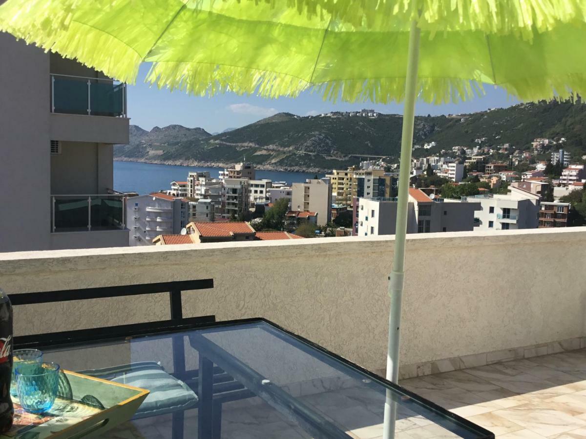 Dk Apartmani Dobra Voda Exterior photo